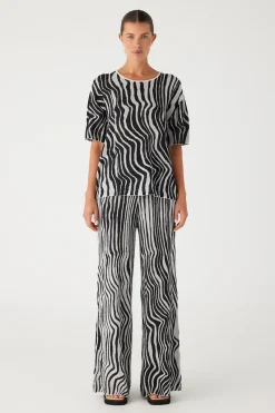 Zulu & Zephyr Ripple Stripe Cotton Blend Knit Top Best Sale