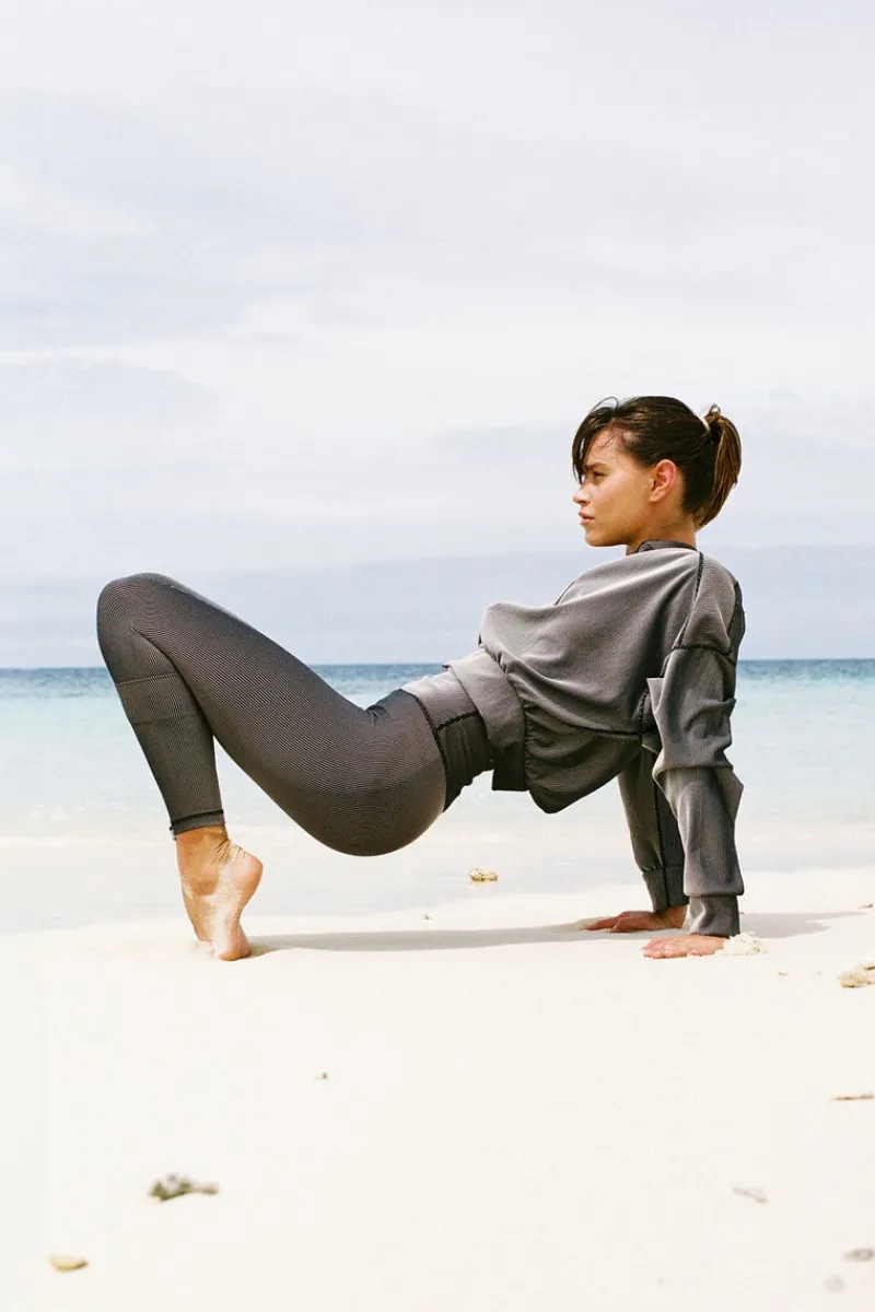 Zulu & Zephyr Stripe Rib Legging - Black Fashion